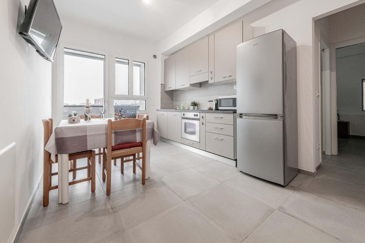 Апартаменты Realkasa Fiera District Flat Болонья Экстерьер фото